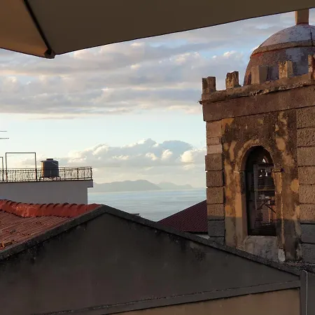 Casa Amici Di Patty Furnari